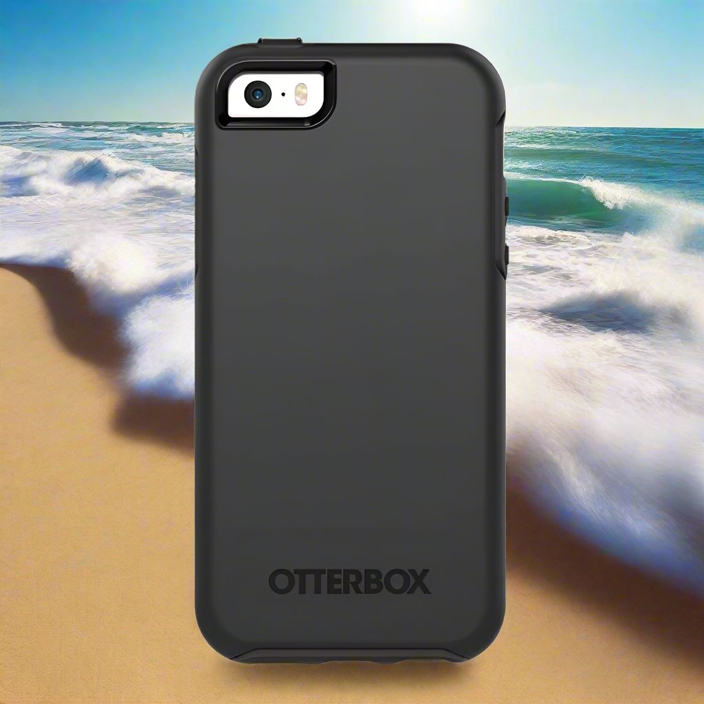 Étui Symmetry d'Otterbox pour Apple iPhone 5/5s - Noir