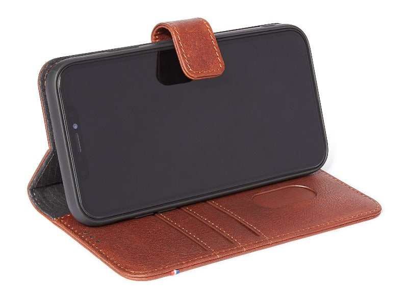 Decoded Detachable Wallet for Apple iPhone 11 - Brown